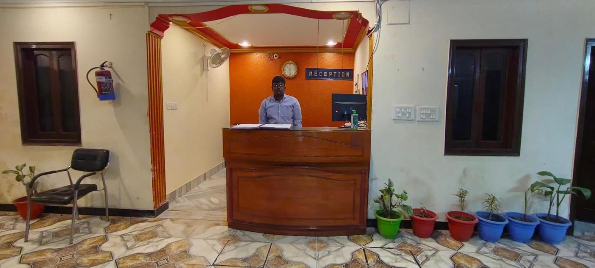 Hotel Riz Варанаси Экстерьер фото