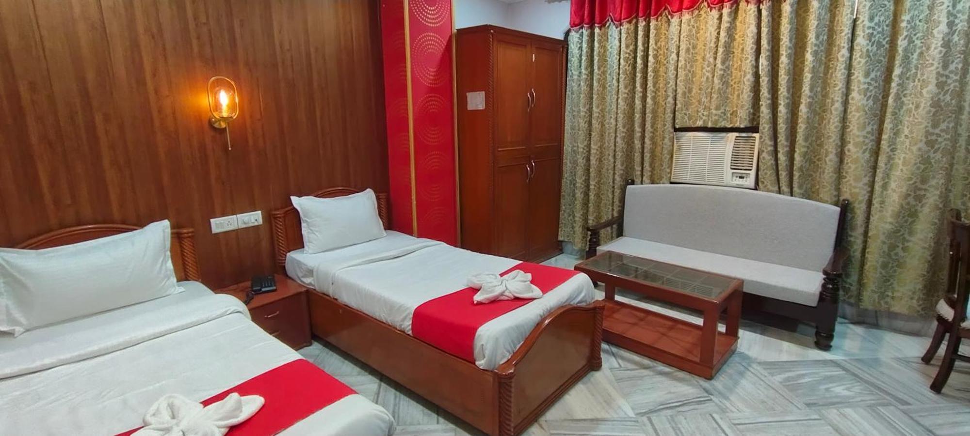 Hotel Riz Варанаси Экстерьер фото